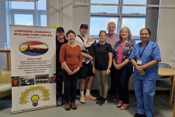 Day 2 of Sponsored Walk Lowri Thomas, Friends and Family meet LLMF & Ward Staff on day 2 of their Sponsored walk